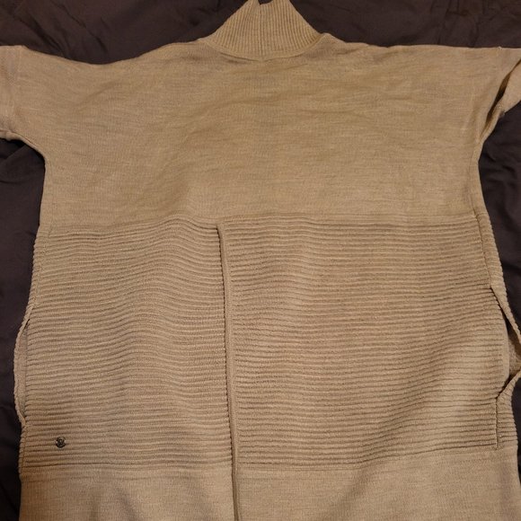 Lululemon knit beige cardigan - Picture 2 of 4